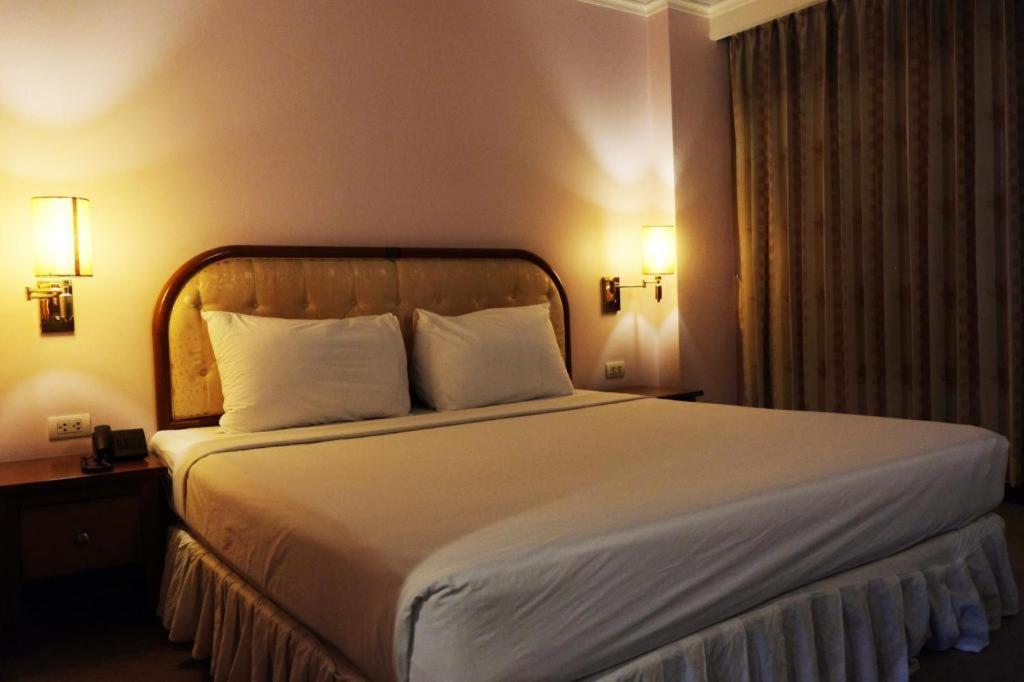 Western Grand Hotel Ratchaburi Ban Bang Kra Luaran gambar